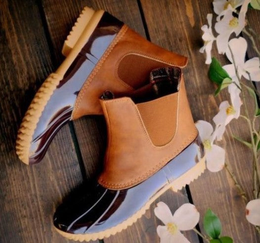 Women Waterproof Round-toe Leather Ankle Boots