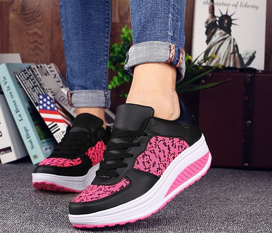 2020 autumn and winter new leather surface increased thick sole leisure travel running women's shoes